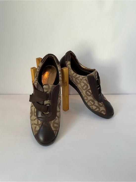 Etienne Aigner Shoes - Vintage Etienne Aigner E-Giana Women’s Brown & Beige Logo Sneaker Style Flats